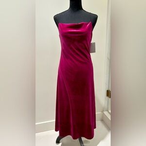 Melloday magenta velvet dress